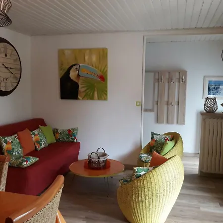 Maison Avec Son Jardin *